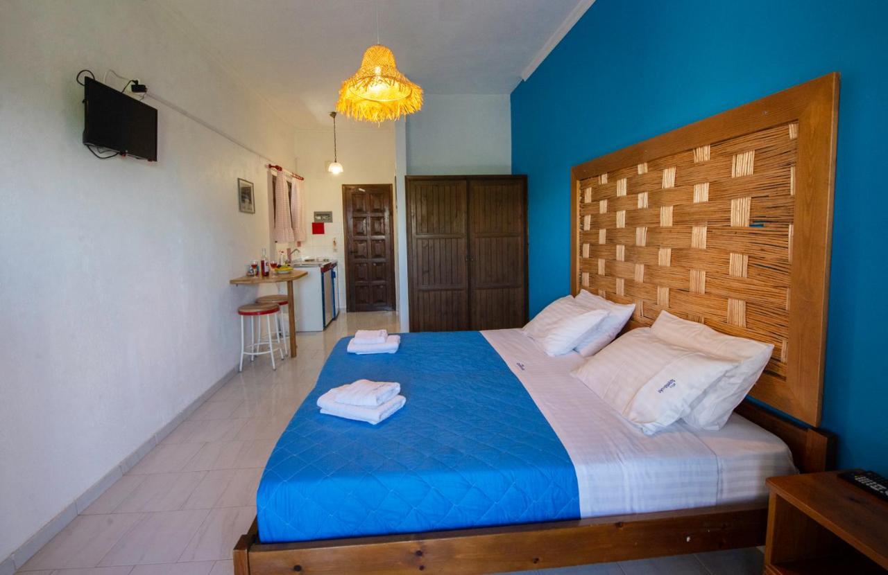 Villa Spyridoula Studios On The Beach Sidari  Bagian luar foto